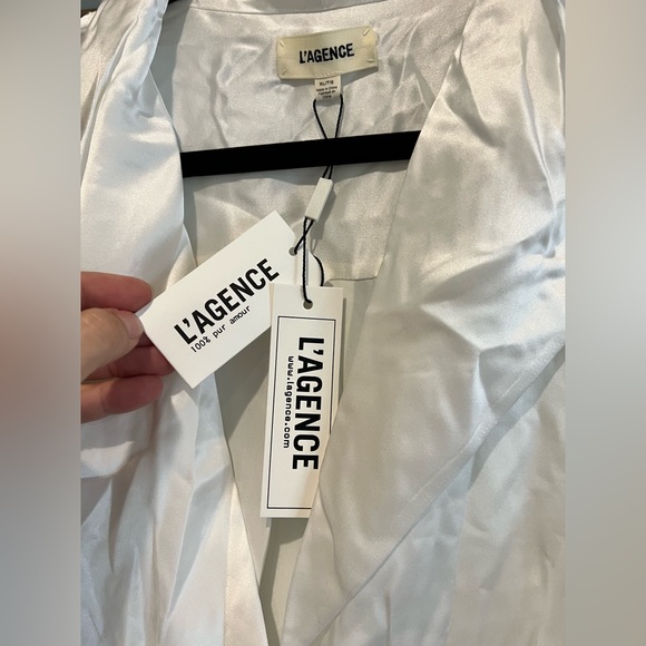 L’Agence Jaslynn Silk Ruffle Top - Picture 8 of 8